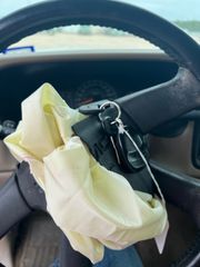 2007 GMC Sierra 1500 Classic SLE1 - Interior Steering Wheel With Keys Image